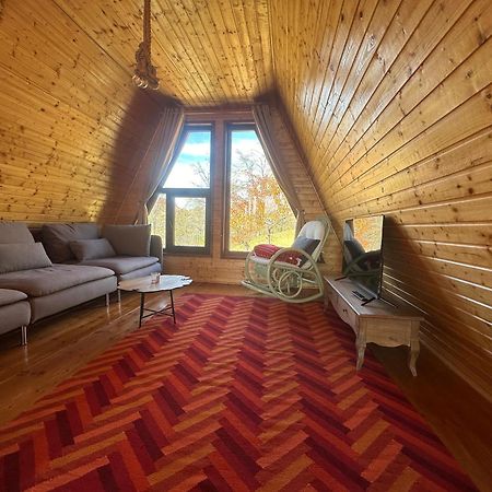 Rubicon Cabins Secaria エクステリア 写真