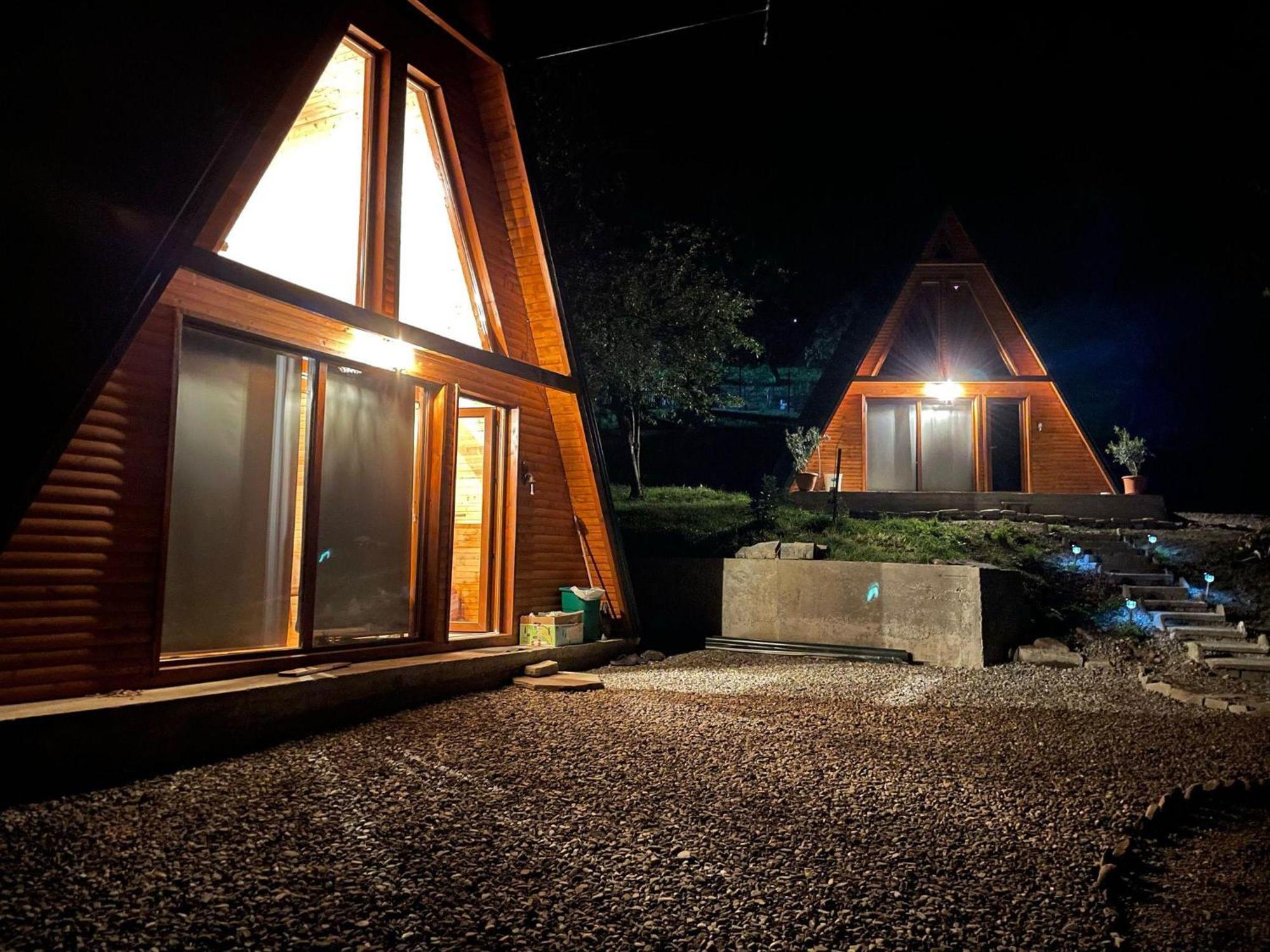 Rubicon Cabins Secaria エクステリア 写真