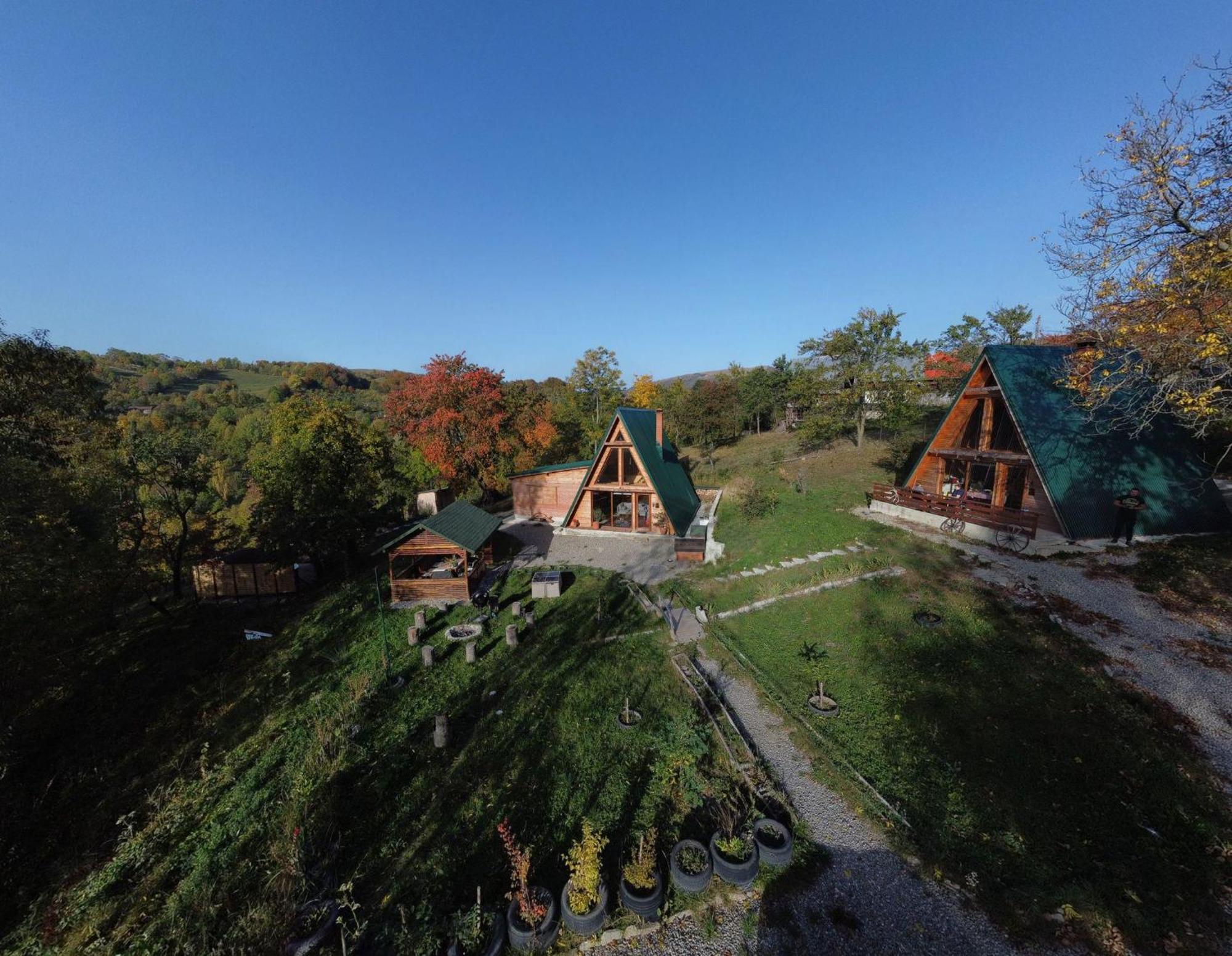 Rubicon Cabins Secaria エクステリア 写真